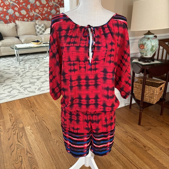 BCBG Max Azria Lucille Red blue Romper Size M women’s jumpsuit lightweight - Picture 1 of 12